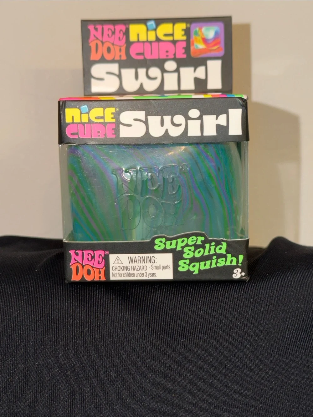 New doh Nice Cube Swirl Super Solid Squish! Stress toy